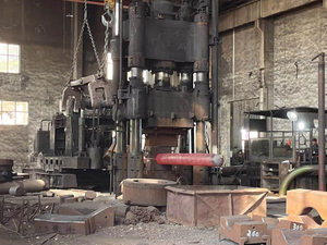 2000 tons water pressure machine